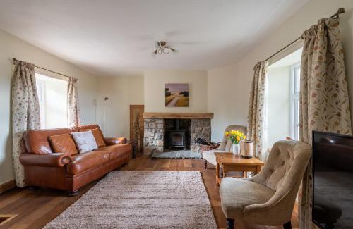 Chepstow Maison | Charming Chepstow Cottage, 3 Bedrooms