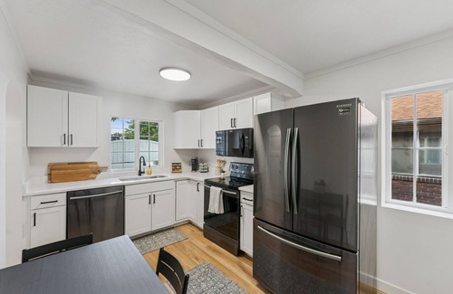 South Salt Lake Maison | Charming City Stay – 4BR SLC Bungalow