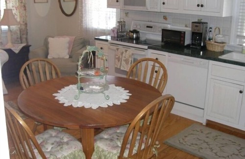 Sea Isle City Cottage | Cottage charmant et propre: Prendre des réservations pour le printemps et l'été 2018