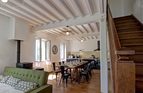 Belmont-de-la-Loire Cottage | Gîtes Champêtres Rénovés avec Terrasse, Jardin, et Activités pour Familles et Amis