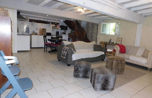 Chailly-en-Gatinais Maison | Charming country house, close to the Orléans Canal cycle route