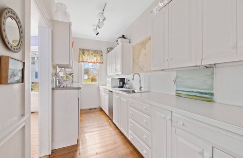 Biddeford Pool Maison | Charming Coastal Biddeford Pool Home
