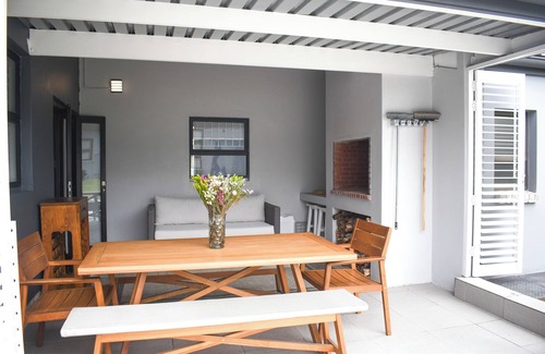 Kleinmond Maison | Charming Coastal Escape at MOS-Palmiet, Kleinmond Where the River Meets the Sea…