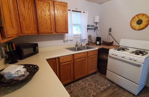 North Central Columbia Maison | Charming, comfy home close to downtown and all colleges!