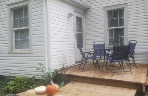 North Central Columbia Maison | Charming, comfy home close to downtown and all colleges!