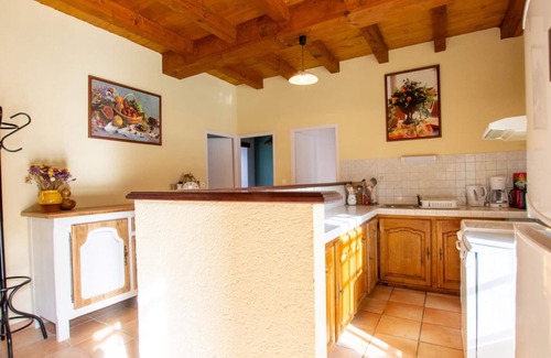 Saint-Avit-Riviere Cottage | Maison avec jacuzzi partagé, jardin et garage près de Monpazier