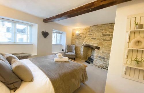 Bourton Maison | Charming Cottage in Heart of Bourton-on-the Water