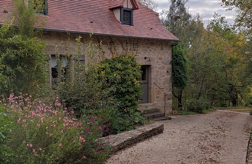 Balaguier-d'Olt Maison | Charming cottage with swimming pool close to tourist attractions and hiking trails