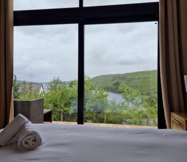 Isle of Skye Appartement | Charming Cottage by the Fairy Pools 5