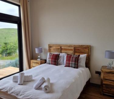 Isle of Skye Appartement | Charming Cottage by the Fairy Pools 5