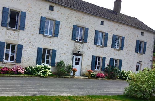 Festigny Maison | Gite de charme, classé 4 ****, spacieux, confortable, pour 20 personnes