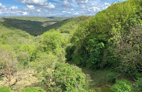 Valady Cottage | Charmant Gîte pour 2 personnes avec vue imprenable entre Conques et Rodez
