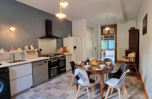 Neronde Cottage | Charmant gîte pour 6 personnes à Néronde