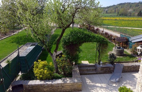 Pont-la-Ville Cottage | Charmant gîte familial avec terrasse, garage et jardin clos à Pont-la-Ville