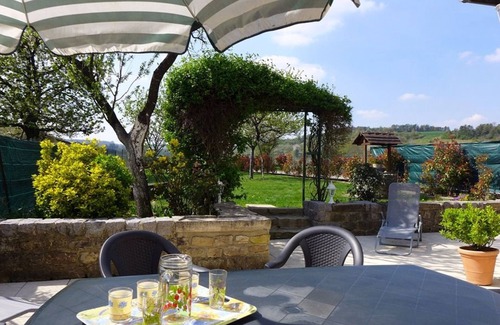 Pont-la-Ville Cottage | Charmant gîte familial avec terrasse, garage et jardin clos à Pont-la-Ville