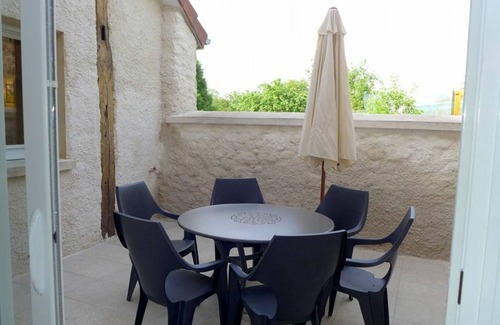 Vignes-la-Cote Cottage | Maison conviviale avec garage, 3 chambres, terrasse fermée et accessible aux personnes handicapées