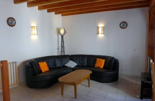Vignes-la-Cote Cottage | Maison conviviale avec garage, 3 chambres, terrasse fermée et accessible aux personnes handicapées