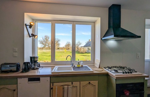 Vendœuvres Cottage | Charmante maison avec piscine en Brenne – 2 ch, jardin, draps et ménage inclus