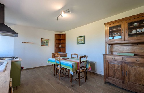 Vendœuvres Cottage | Charmante maison avec piscine en Brenne – 2 ch, jardin, draps et ménage inclus