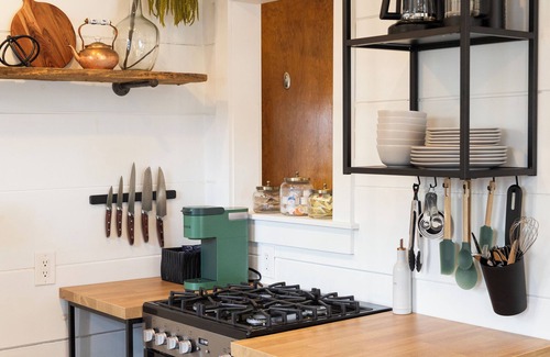Merion Village Cottage | Charming Cottage in Historic German Village