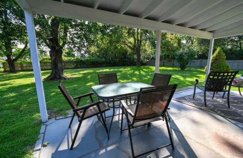 Jamesport Maison | Charming Cottage in The Heart of the North Fork