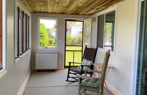 Guilford Cottage | Gîte de charme avec vue sur la crique