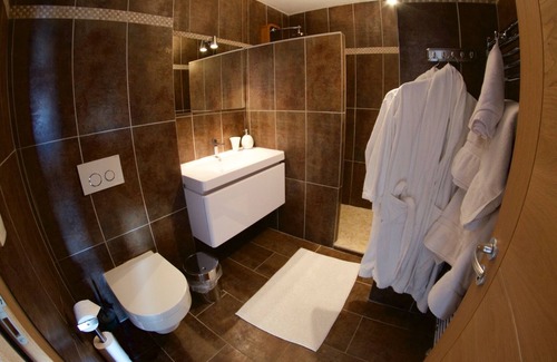 Fillinges Chalet De Ski | gite de charme avec piscine interieure
