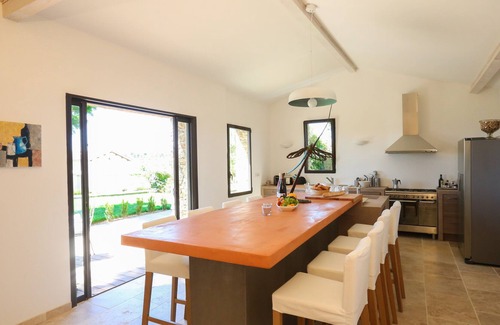 Aspiran Cottage | Gite de charme avec piscine chauffée dans domaine viticole