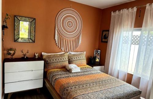 City Heights Maison | Charming Cottage with Hot Tub in Secret Garden