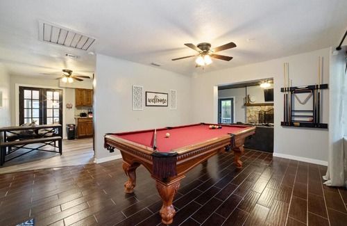 Fellowship Maison | Charming Cottage With Pool Table 15 Min From WEC