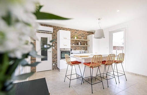 Saulcet Cottage | Gîte de charme avec spa, terrasse et grand jardin, au cœur des vignobles entre Moulins et Vichy