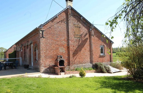 Saint-Pierre-la-Riviere Cottage | Maison de plain-pied avec jardin clos, proche Haras du Pin et Mémorial de Montormel, animaux acceptés