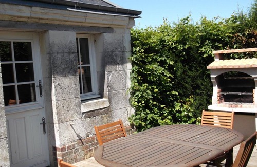 Prunay-Cassereau Cottage | Maison restaurée à la campagne avec jardin, poêle à bois et WIFI, proche de chemins pédestres et étang