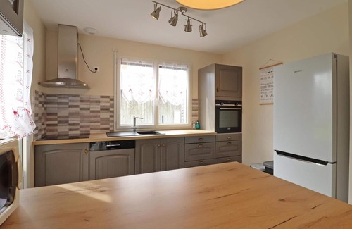 Sainte-Opportune Cottage | Maison rénovée avec jardin, terrasse et recharge électrique gratuite près de la Suisse Normande