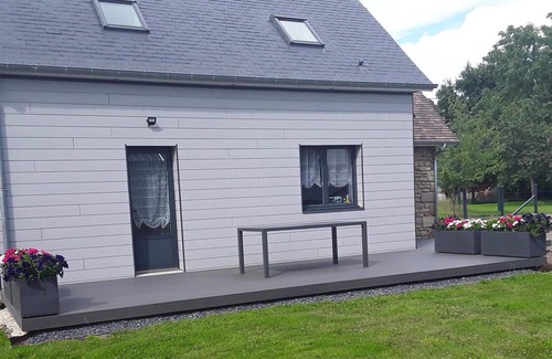 Sainte-Opportune Cottage | Maison rénovée avec jardin, terrasse et recharge électrique gratuite près de la Suisse Normande