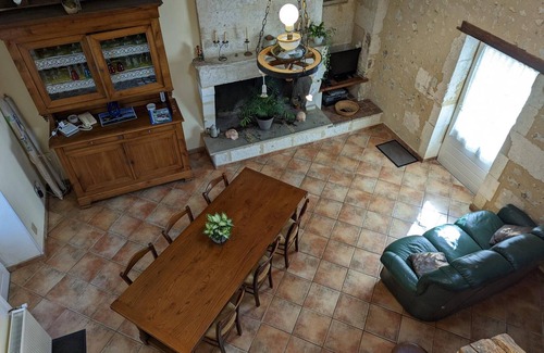 Bellon Cottage | Gîte de charme avec jardin, proche d'Aubeterre-sur-Dronne, pour 6 pers., cheminée, WIFI, équipements bébé