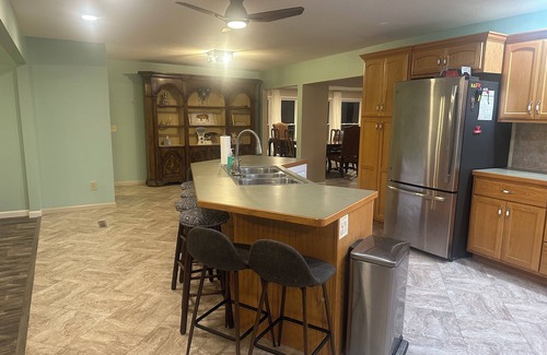 Lamont Maison | Charming Country Retreat in Burlington, KS