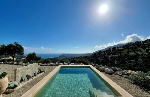 Vizari Villa | Charming Crete Villa | Villa Andreas | Terrace & Private Pool | Traditional Rooms Aesthetics | 1 Bedrooms | Agia Galini