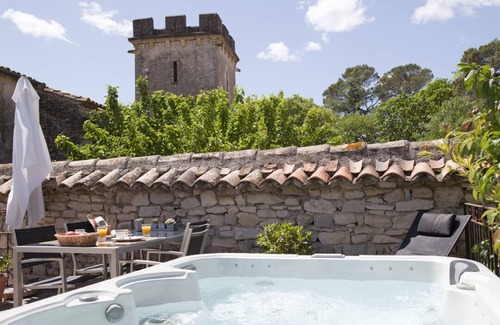 Carnas Cottage | Calme absolu, concept de gites pour couples uniquement. Prestige & design.