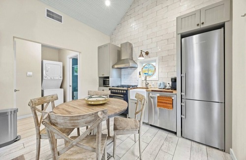 Rosedale Maison | Charming Downtown Casita