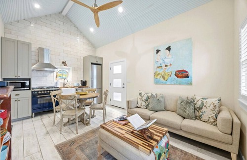 Rosedale Maison | Charming Downtown Casita