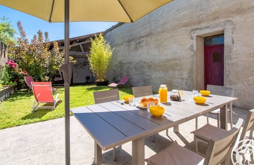 La Romagne Cottage | Gîte familial au calme avec terrasse, proche Puy du Fou et plages vendéennes.