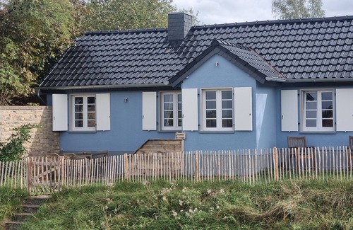 Mechernich Maison | Charming Eifel vacation home, secluded location with sauna, fenced garden Satzvey