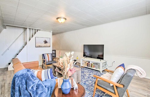 Evanston Maison | Charming Evanston A-Frame Dog Friendly!