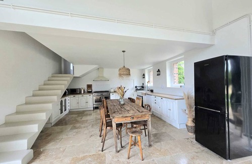 Armentieres-sur-Avre Maison | Charming farmhouse, calm & swimming pool