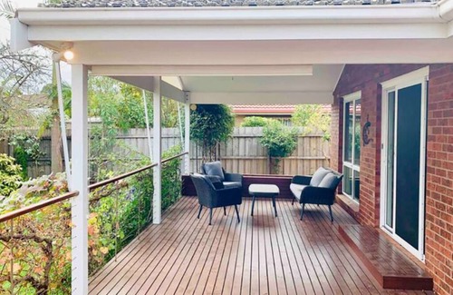 Wheelers Hill Maison | Charming Family Home near Monash Uni/Glen