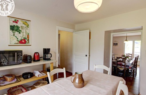 Cherier Cottage | Gîte rural familial avec jardin, terrasse et équipements modernes près du Parc Livradois Forez