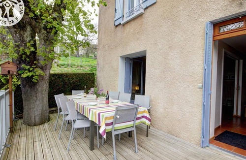 Cherier Cottage | Gîte rural familial avec jardin, terrasse et équipements modernes près du Parc Livradois Forez
