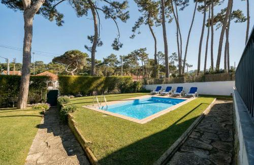 Banzao Maison | Charming Family Villa in Colares