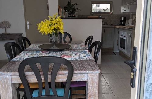 Clermont-l'Herault Maison | Mas plein de charme pour 4 personnes en vacances